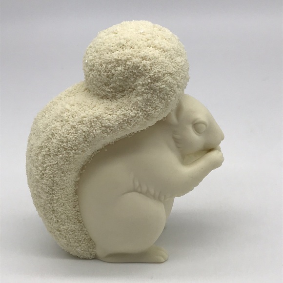 COPY - Department 56 Easter Squirrel Vintage Easter 2001 Figurine - Picture 5 of 10